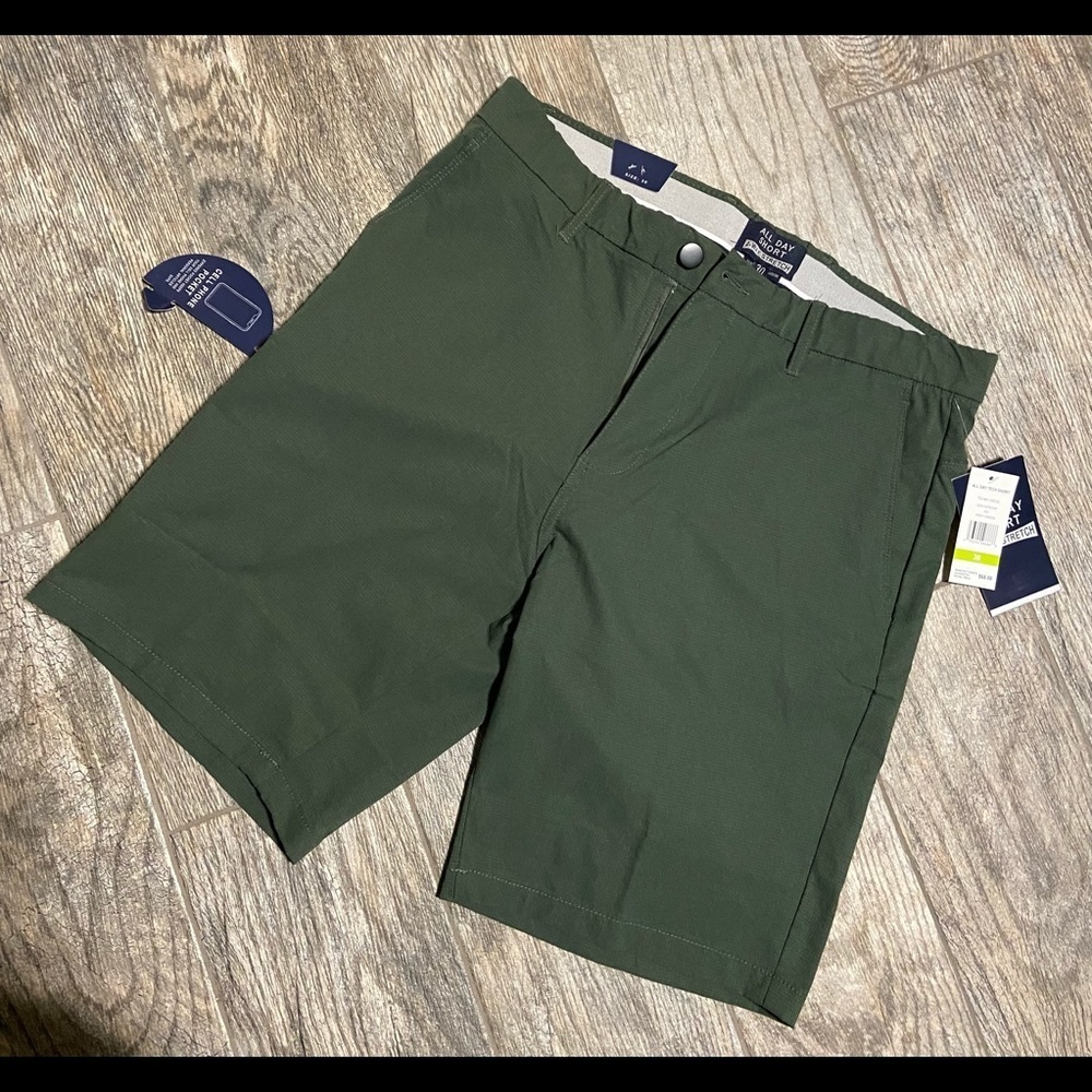 All Day Short 4-Way Stretch